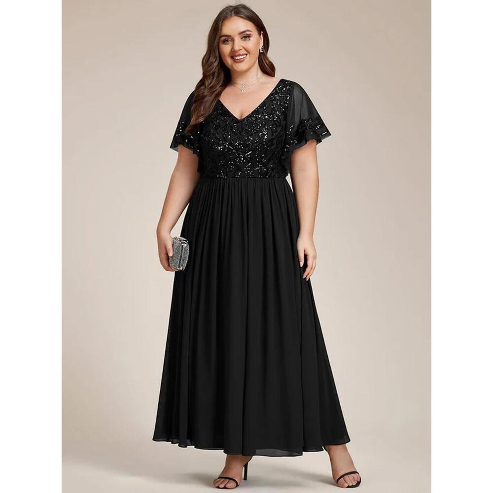 Plus Size V-Neck Short Sleeve Sequin Bodice Size 18 Dress *NEW